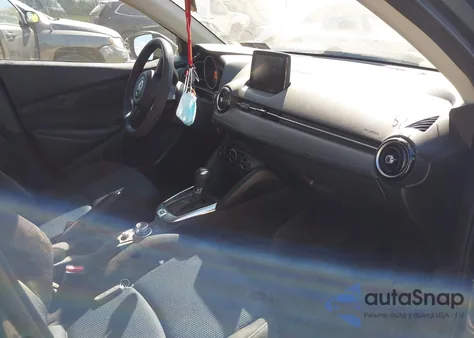 2020 Toyota Yaris Le from USA, damaged, VIN 3MYDLBYV4LY704010